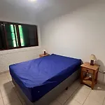 Praia Enseada Apartamento Entre Praias